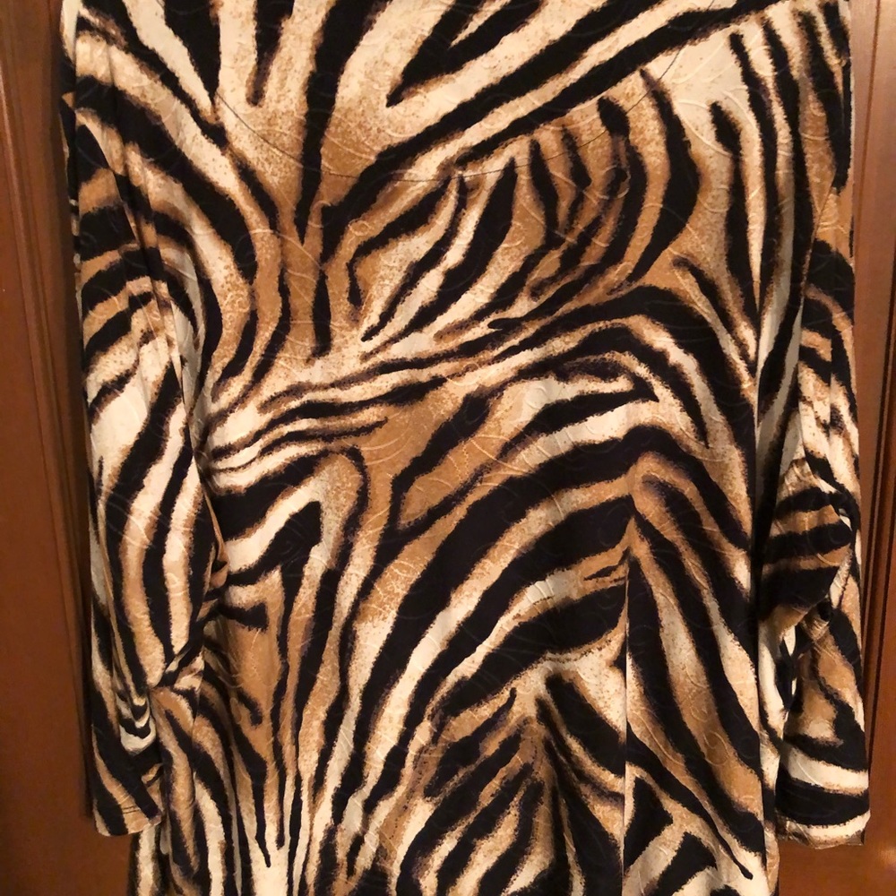 Blouse - Picture 2 of 3